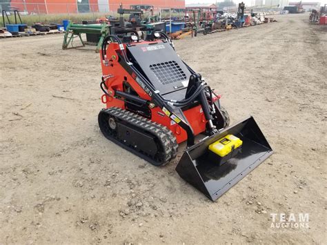 2023 krt23 mini skid steer loader|905kg mini stand on skid steer.